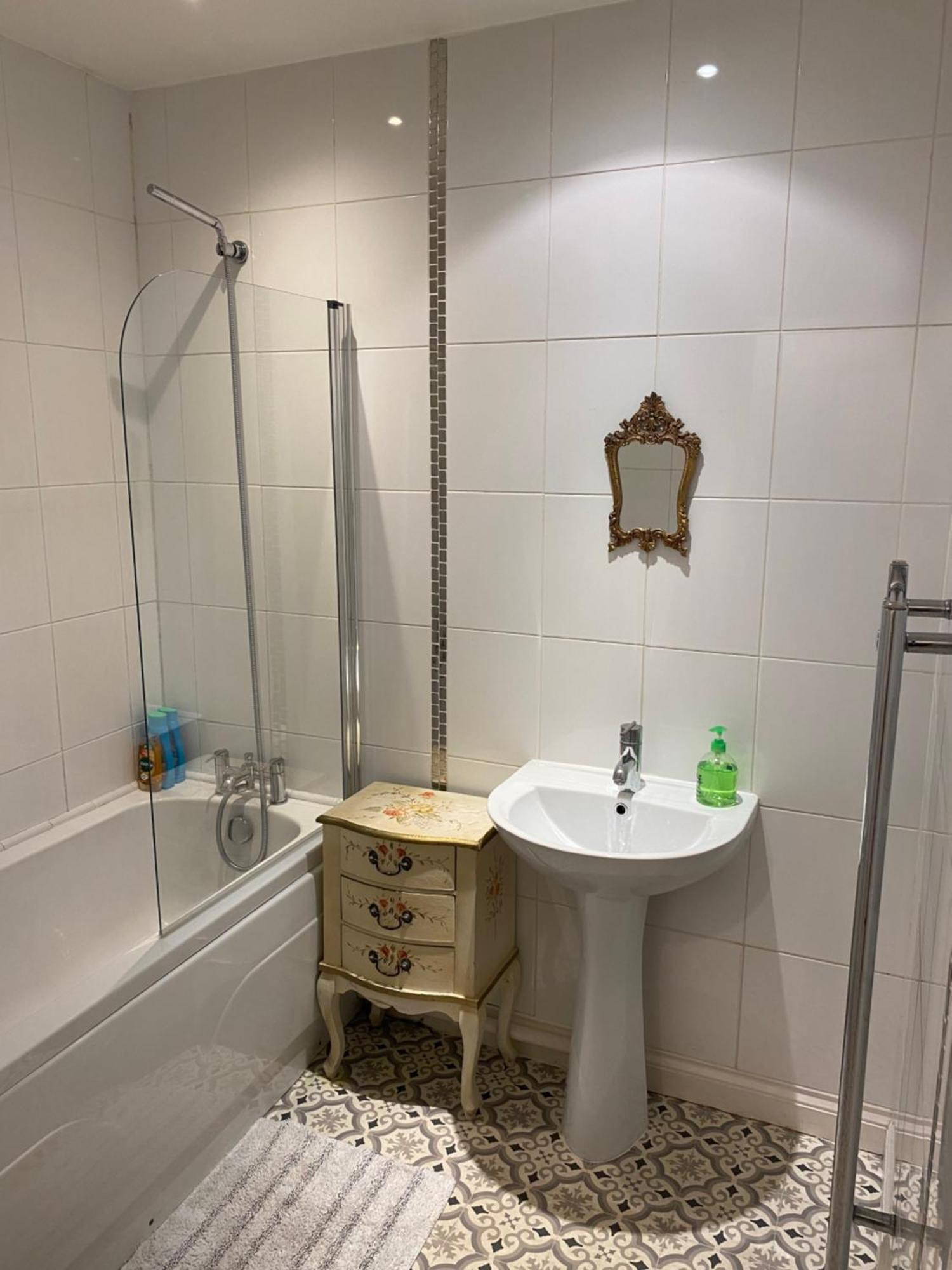 Quirky Town Centre Apartment With River Terrace Macclesfield Extérieur photo